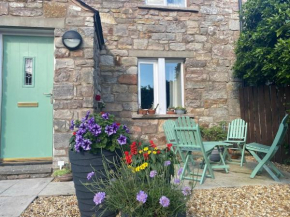 Idillic Two bed country cottage